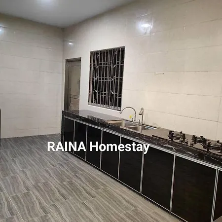 Three Bedroom Tarraced House - Rainahomestay Pasir Gudang Exterior photo