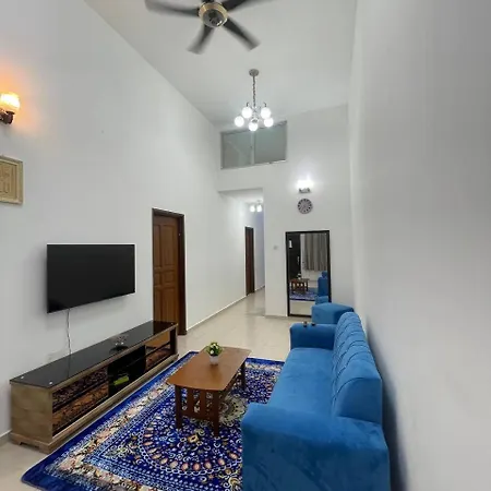 Three Bedroom Tarraced House - Rainahomestay Pasir Gudang Exterior photo